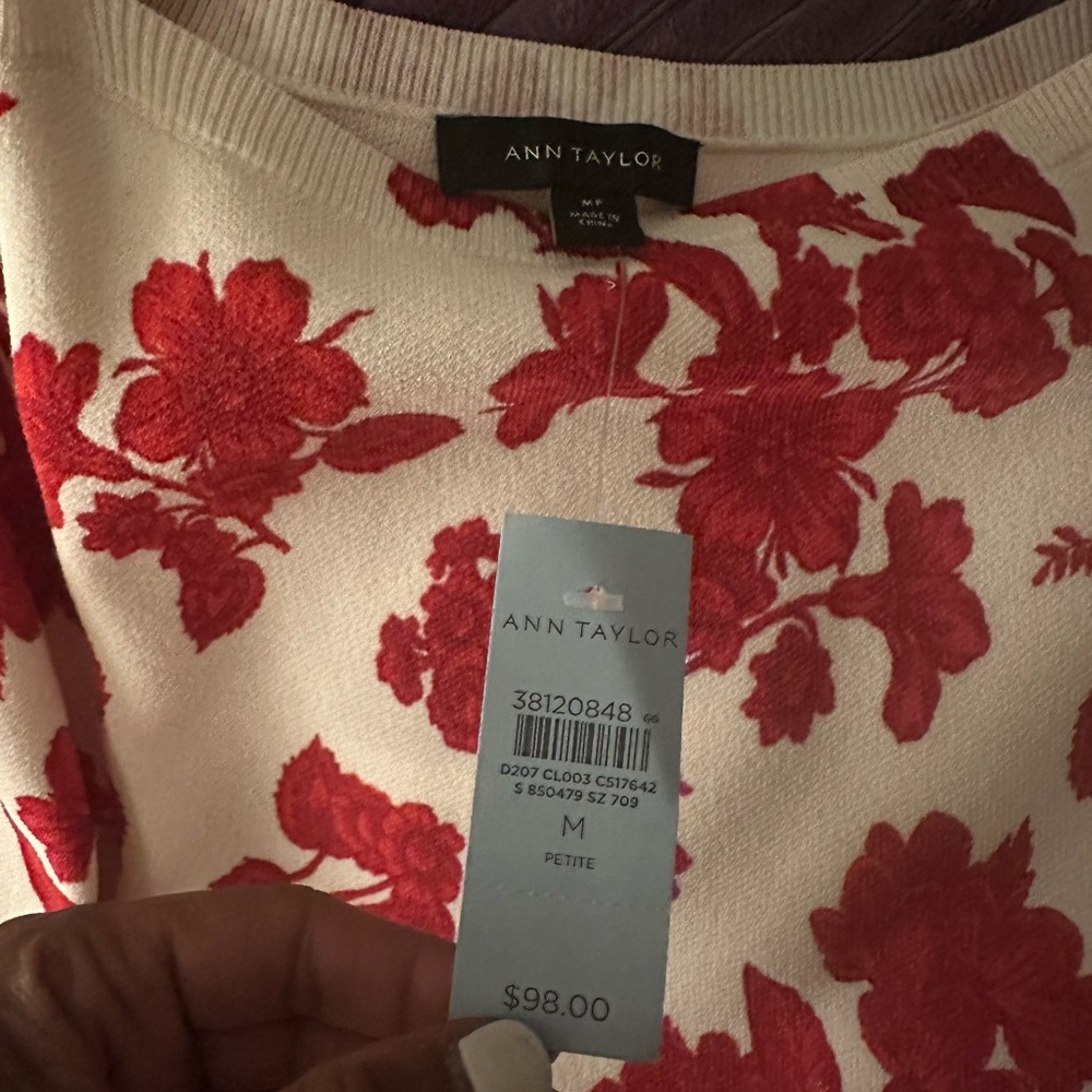 Floral Red and White Women's Top - Picture 5 of 5